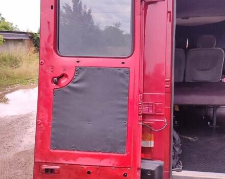 Рено Трафик, объемом двигателя 2.5 л и пробегом 360 тыс. км за 3100 $, фото 4 на Automoto.ua