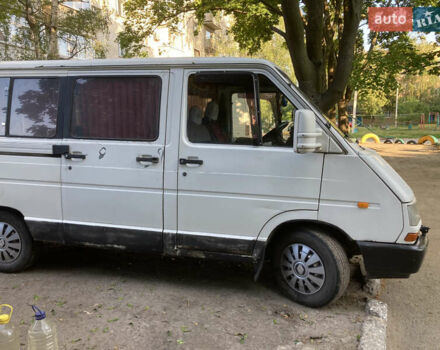 Рено Трафік, об'ємом двигуна 0 л та пробігом 280 тис. км за 3200 $, фото 3 на Automoto.ua