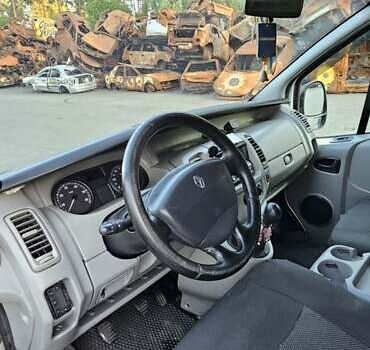 Рено Трафик, объемом двигателя 2 л и пробегом 280 тыс. км за 11250 $, фото 13 на Automoto.ua