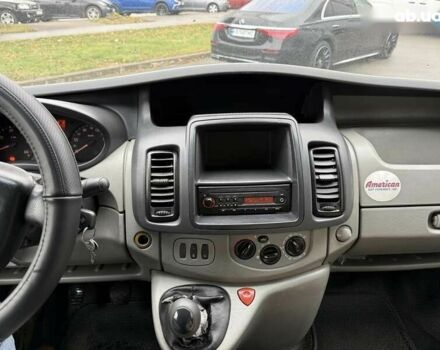 Рено Трафик, объемом двигателя 2 л и пробегом 385 тыс. км за 11000 $, фото 20 на Automoto.ua