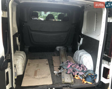 Рено Трафик, объемом двигателя 1.6 л и пробегом 230 тыс. км за 16200 $, фото 8 на Automoto.ua