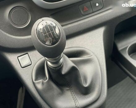 Рено Трафік, об'ємом двигуна 1.6 л та пробігом 279 тис. км за 15950 $, фото 28 на Automoto.ua