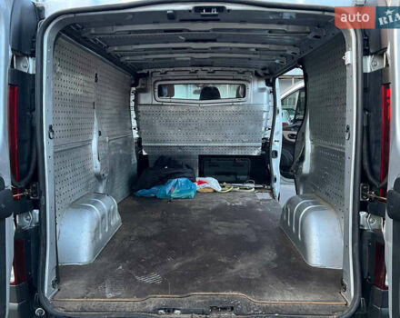 Рено Трафик, объемом двигателя 1.6 л и пробегом 260 тыс. км за 11700 $, фото 12 на Automoto.ua