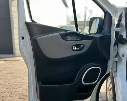 Рено Трафик, объемом двигателя 1.6 л и пробегом 360 тыс. км за 11900 $, фото 8 на Automoto.ua