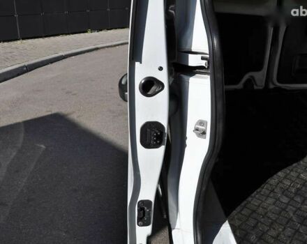 Рено Трафік, об'ємом двигуна 1.6 л та пробігом 173 тис. км за 15500 $, фото 18 на Automoto.ua