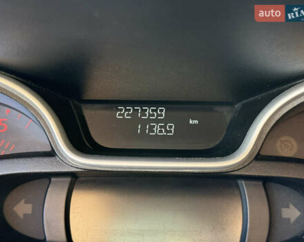 Рено Трафик, объемом двигателя 1.6 л и пробегом 225 тыс. км за 18500 $, фото 22 на Automoto.ua