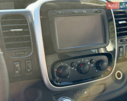 Рено Трафик, объемом двигателя 1.6 л и пробегом 225 тыс. км за 18500 $, фото 21 на Automoto.ua