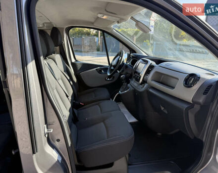 Рено Трафик, объемом двигателя 1.6 л и пробегом 225 тыс. км за 18500 $, фото 16 на Automoto.ua