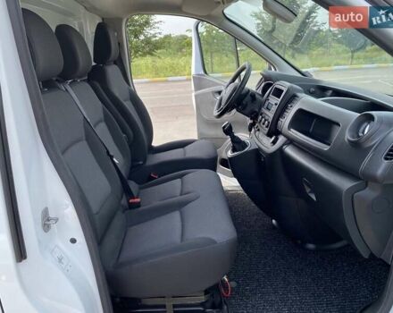 Рено Трафик, объемом двигателя 2 л и пробегом 209 тыс. км за 17450 $, фото 45 на Automoto.ua