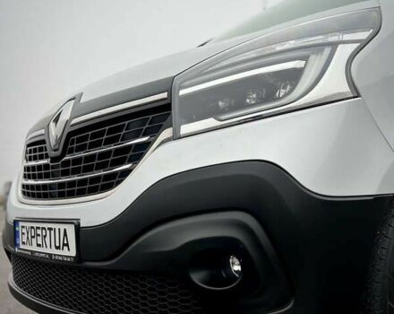 Рено Трафик, объемом двигателя 2 л и пробегом 167 тыс. км за 18900 $, фото 8 на Automoto.ua