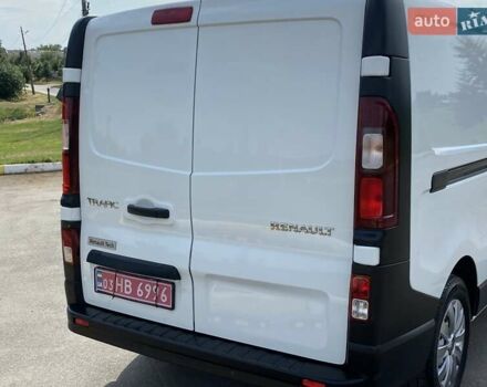 Рено Трафик, объемом двигателя 2 л и пробегом 209 тыс. км за 17450 $, фото 23 на Automoto.ua