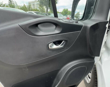 Рено Трафік, об'ємом двигуна 2 л та пробігом 211 тис. км за 19300 $, фото 16 на Automoto.ua