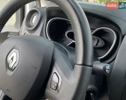 Рено Трафик, объемом двигателя 2 л и пробегом 209 тыс. км за 17450 $, фото 46 на Automoto.ua