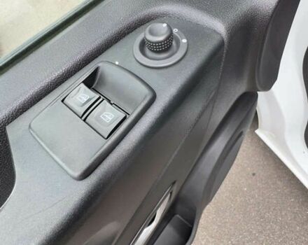 Рено Трафик, объемом двигателя 2 л и пробегом 211 тыс. км за 18900 $, фото 17 на Automoto.ua