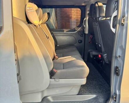 Рено Трафик, объемом двигателя 2.2 л и пробегом 180 тыс. км за 25500 $, фото 2 на Automoto.ua