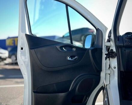 Рено Трафік, об'ємом двигуна 2 л та пробігом 186 тис. км за 17750 $, фото 16 на Automoto.ua