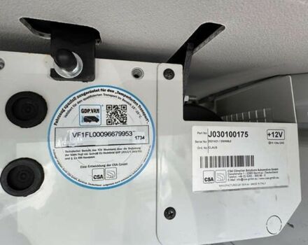 Рено Трафик, объемом двигателя 0 л и пробегом 242 тыс. км за 19900 $, фото 25 на Automoto.ua