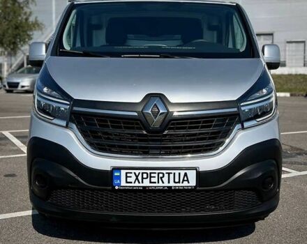 Рено Трафик, объемом двигателя 2 л и пробегом 181 тыс. км за 20500 $, фото 7 на Automoto.ua