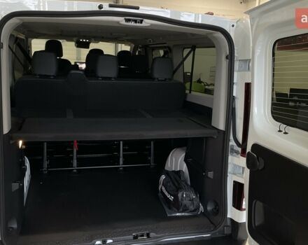 Рено Трафик, объемом двигателя 2 л и пробегом 0 тыс. км за 41555 $, фото 9 на Automoto.ua