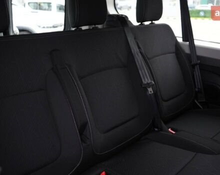 Рено Трафик, объемом двигателя 2 л и пробегом 0 тыс. км за 42551 $, фото 22 на Automoto.ua