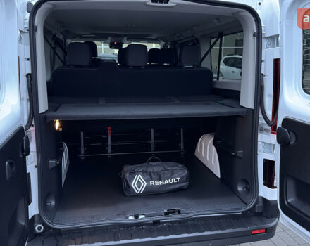 Рено Трафик, объемом двигателя 2 л и пробегом 0 тыс. км за 40327 $, фото 32 на Automoto.ua