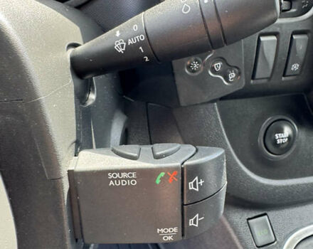 Рено Трафик, объемом двигателя 0 л и пробегом 242 тыс. км за 19900 $, фото 14 на Automoto.ua