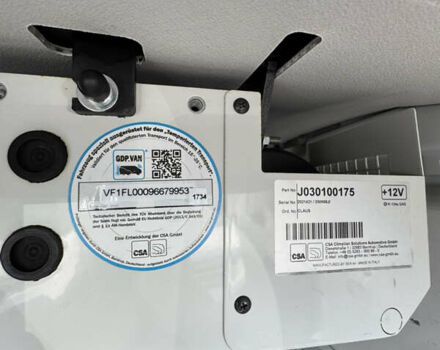 Рено Трафик, объемом двигателя 0 л и пробегом 242 тыс. км за 19900 $, фото 25 на Automoto.ua