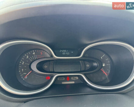 Рено Трафик, объемом двигателя 0 л и пробегом 242 тыс. км за 19900 $, фото 18 на Automoto.ua