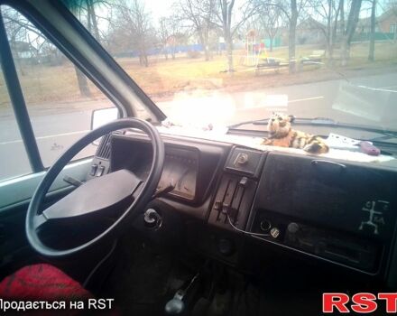 Рено Трафик, объемом двигателя 25 л и пробегом 500 тыс. км за 1000 $, фото 4 на Automoto.ua