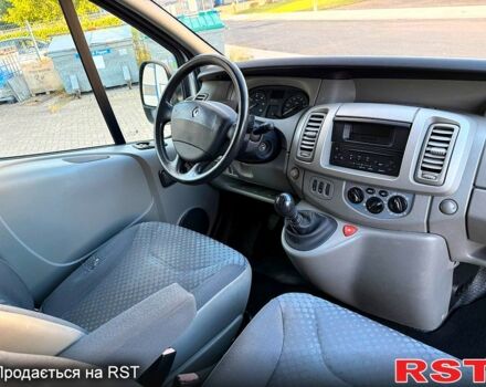 Рено Трафик, объемом двигателя 2 л и пробегом 178 тыс. км за 7800 $, фото 4 на Automoto.ua