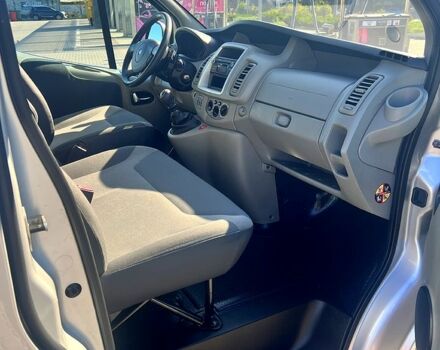 Рено Трафик, объемом двигателя 2 л и пробегом 257 тыс. км за 15700 $, фото 4 на Automoto.ua