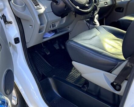 Рено Трафик, объемом двигателя 2.2 л и пробегом 342 тыс. км за 13600 $, фото 7 на Automoto.ua