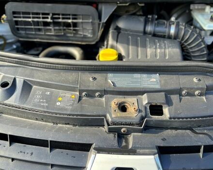 Рено Трафик, объемом двигателя 2.2 л и пробегом 342 тыс. км за 13600 $, фото 10 на Automoto.ua