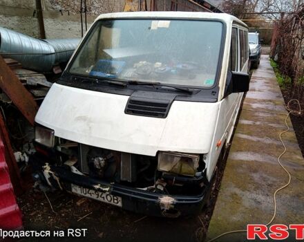 Рено Трафік, об'ємом двигуна 2.2 л та пробігом 114 тис. км за 500 $, фото 1 на Automoto.ua