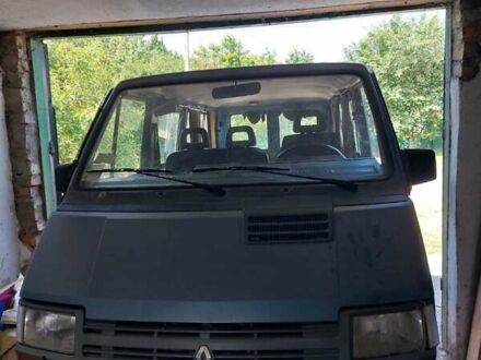 Рено Трафік 1993 у Черкасах на Automoto.ua Рено Трафік, об'ємом двигуна 2.5 л та пробігом 145 тис. км за 5000 $, фото 1 на Automoto.ua