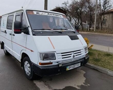 Рено Трафік, об'ємом двигуна 1.9 л та пробігом 80 тис. км за 1600 $, фото 1 на Automoto.ua