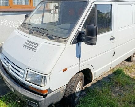 Рено Трафік, об'ємом двигуна 2.5 л та пробігом 90 тис. км за 1100 $, фото 1 на Automoto.ua