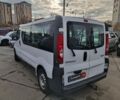 Белый Рено Трафик пасс., объемом двигателя 2.5 л и пробегом 247 тыс. км за 10990 $, фото 3 на Automoto.ua