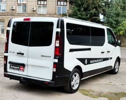 Белый Рено Трафик пасс., объемом двигателя 1.6 л и пробегом 213 тыс. км за 19500 $, фото 8 на Automoto.ua