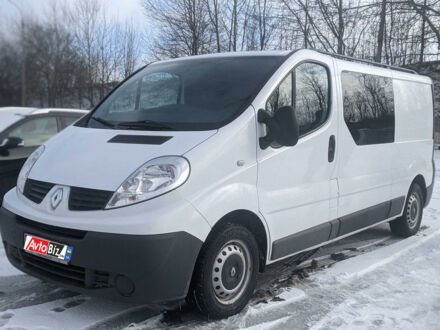 Белый Рено Трафик пасс., объемом двигателя 2 л и пробегом 123 тыс. км за 14900 $, фото 1 на Automoto.ua