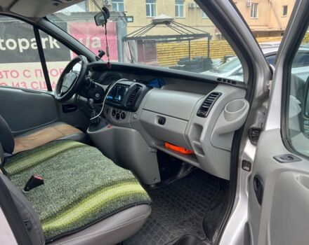 Сірий Рено Трафік пас., об'ємом двигуна 2.5 л та пробігом 300 тис. км за 6690 $, фото 4 на Automoto.ua