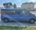 Синий Рено Трафик пасс., объемом двигателя 2 л и пробегом 220 тыс. км за 10500 $, фото 1 на Automoto.ua