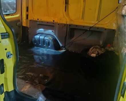 Жовтий Рено Трафік, об'ємом двигуна 2 л та пробігом 424 тис. км за 5800 $, фото 8 на Automoto.ua