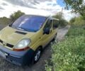 Желтый Рено Трафик, объемом двигателя 1.9 л и пробегом 390 тыс. км за 7299 $, фото 1 на Automoto.ua