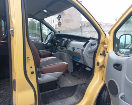 Желтый Рено Трафик, объемом двигателя 1.9 л и пробегом 573 тыс. км за 5500 $, фото 7 на Automoto.ua