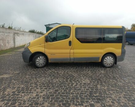Желтый Рено Трафик, объемом двигателя 1.9 л и пробегом 573 тыс. км за 5500 $, фото 1 на Automoto.ua