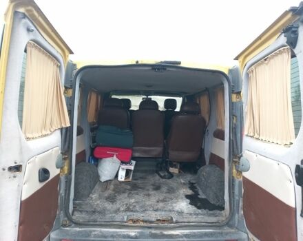 Желтый Рено Трафик, объемом двигателя 1.9 л и пробегом 573 тыс. км за 5500 $, фото 5 на Automoto.ua