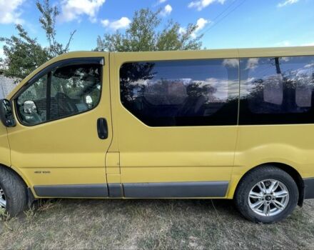 Желтый Рено Трафик, объемом двигателя 1.9 л и пробегом 390 тыс. км за 7299 $, фото 5 на Automoto.ua