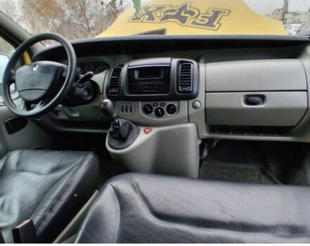 Желтый Рено Трафик, объемом двигателя 0 л и пробегом 320 тыс. км за 3444 $, фото 4 на Automoto.ua