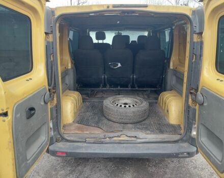 Желтый Рено Трафик, объемом двигателя 0 л и пробегом 250 тыс. км за 3500 $, фото 5 на Automoto.ua